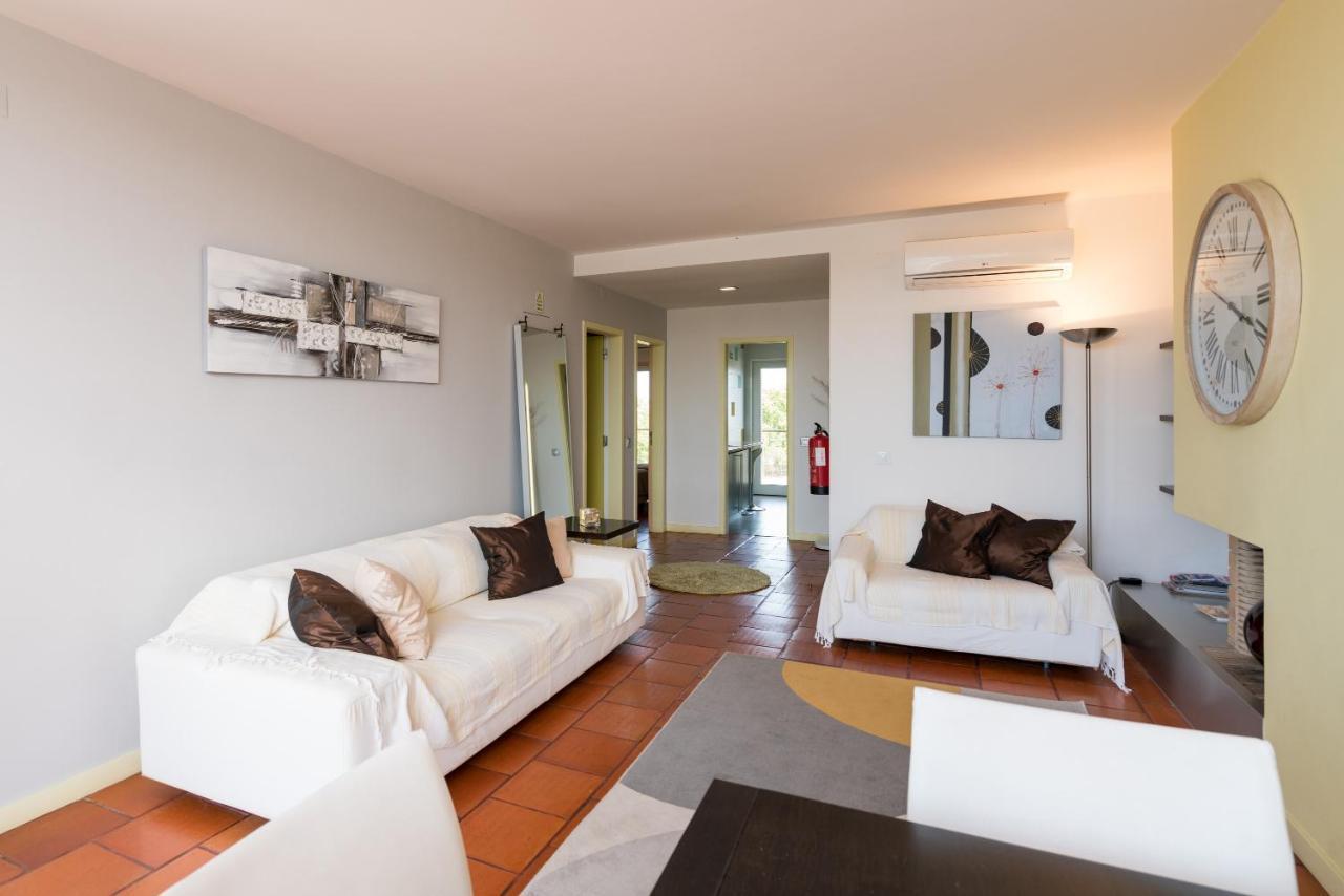 Stunning 2-Bed Penthouse In Lagos 250M From Beach Exteriör bild